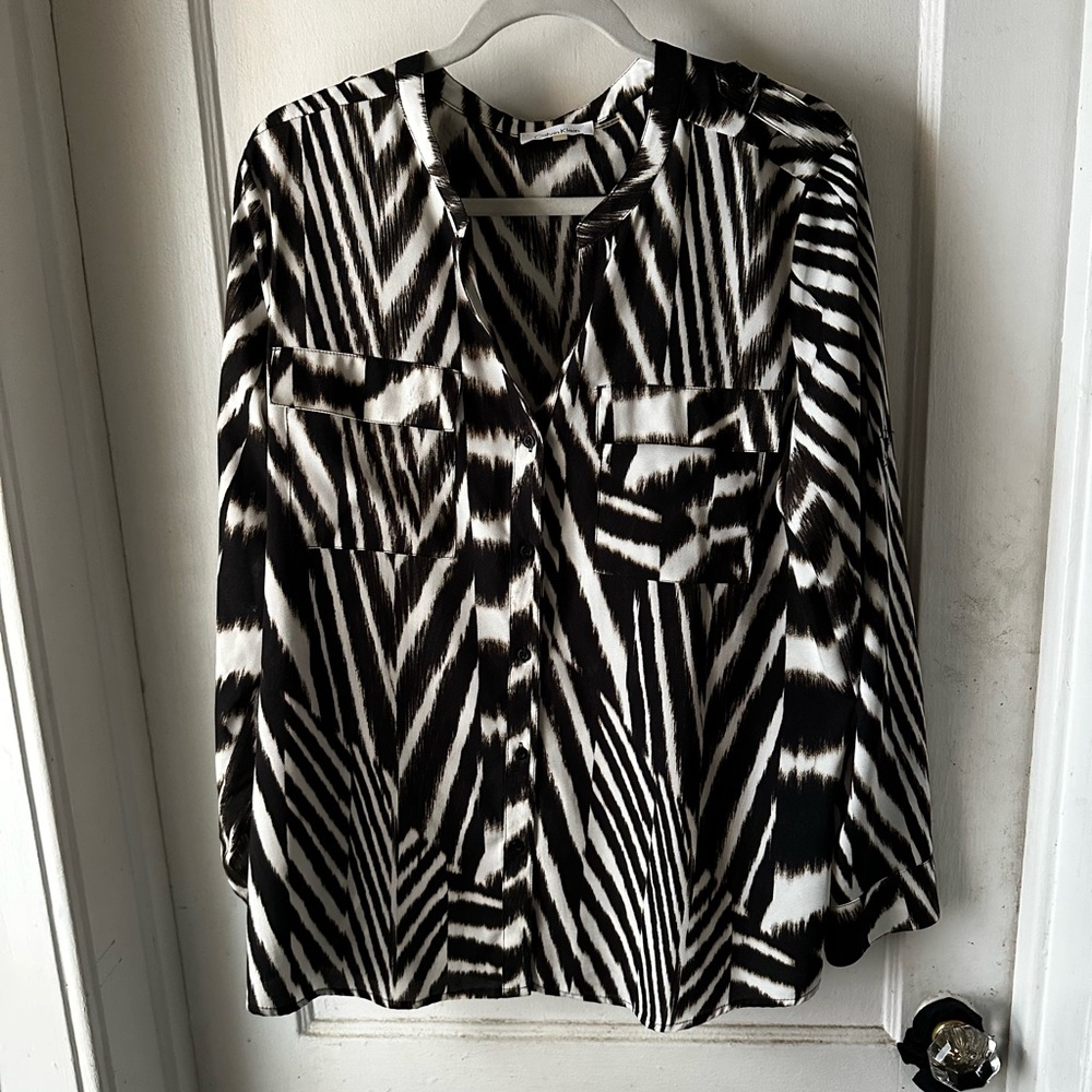 Calvin Klein Black and White Graphic Button Down Shirt